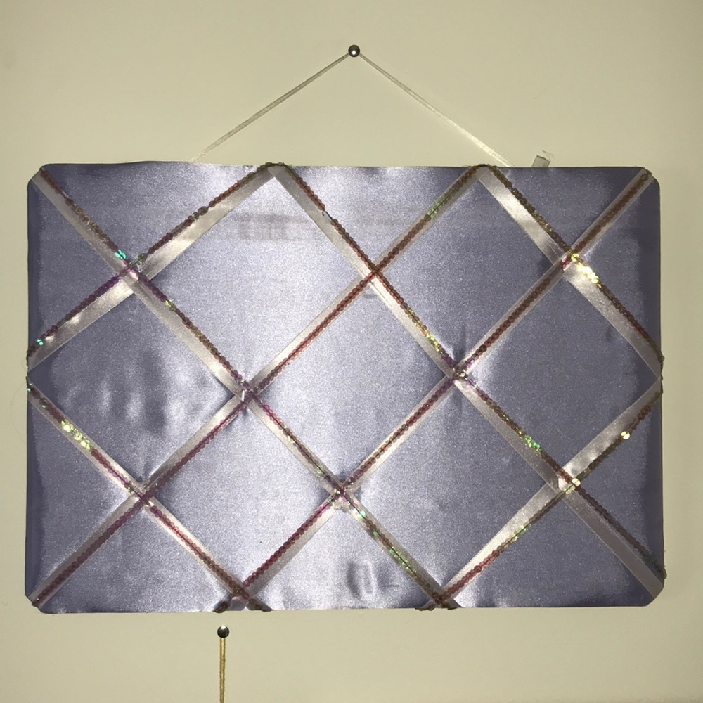 Purple picture board